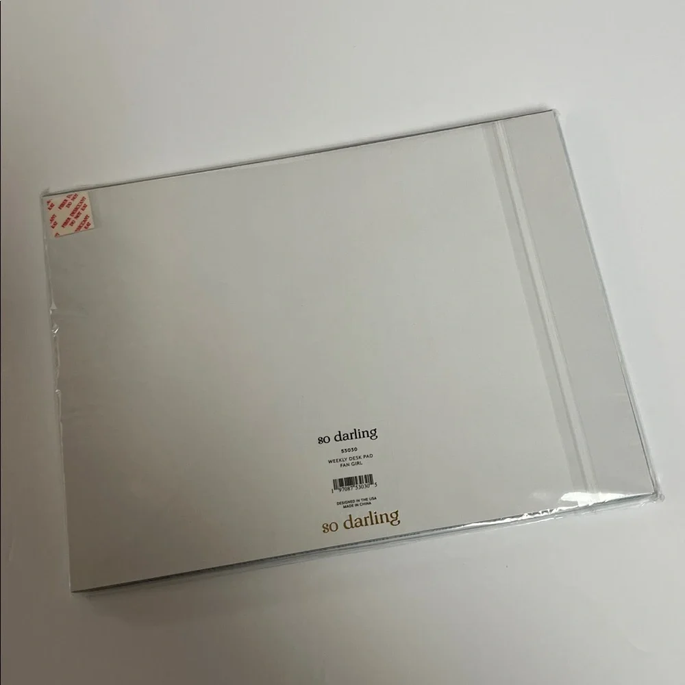 New in package!! So Darling Weekly Planner